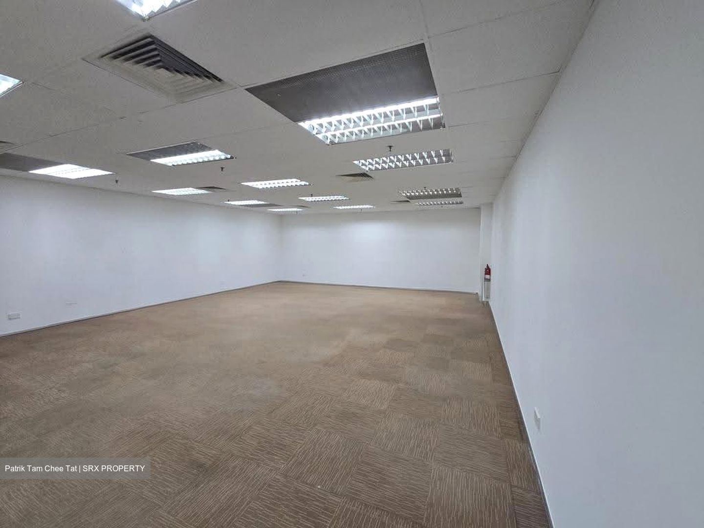 Parklane Shopping Mall (D7), Office #622554501